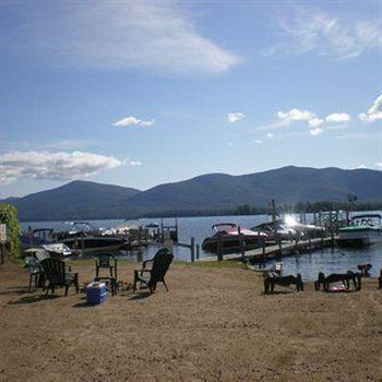 Lake George Suites Exterior photo